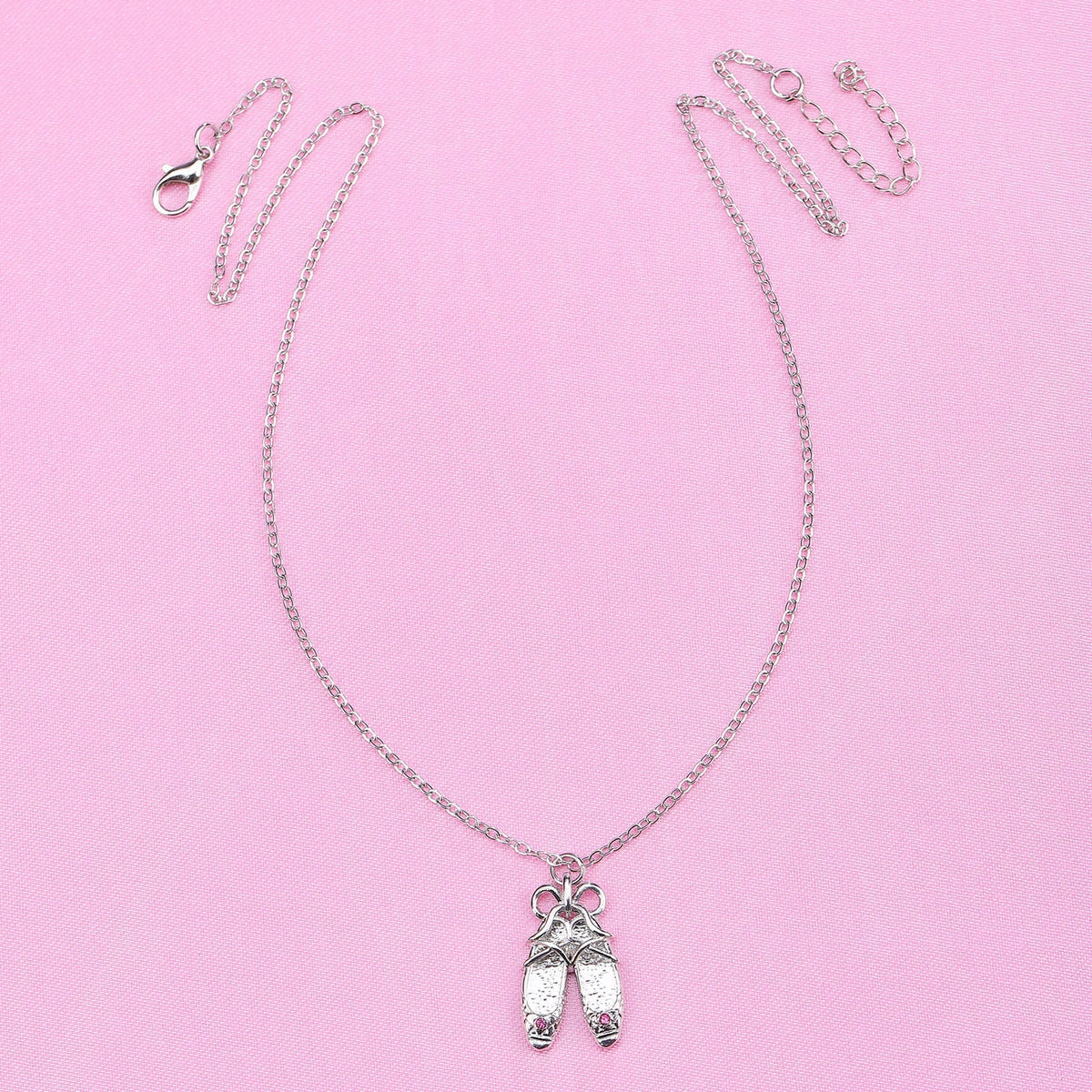 Barbie 12 Dancing Princesses Ballet Necklace 🩰✨💖