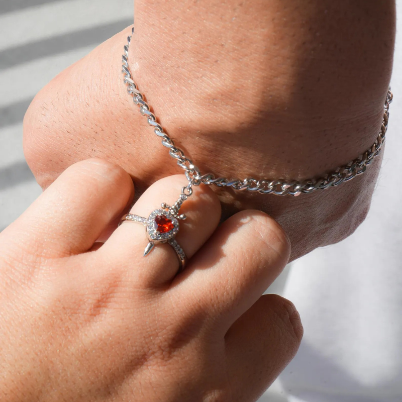 Conjunto Anillo y Pulsera «Corazón y Espada» de Blancanieves ❤️⚔️✨