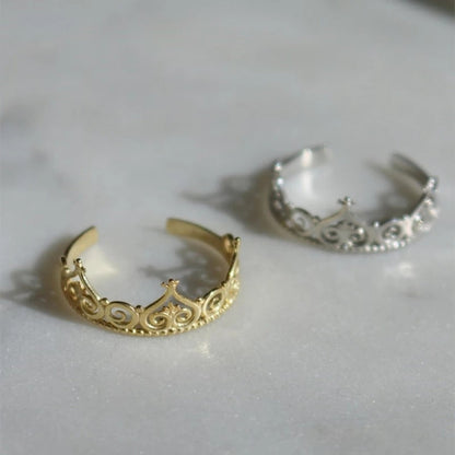 Anillo Corona de Barbie - Edición La Princesa y la Plebeya 👑✨