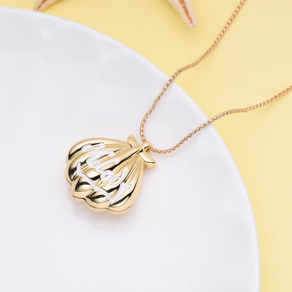 Collar Relicario del Océano de Melody 🌊🐚✨