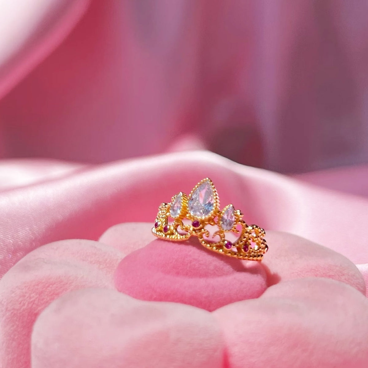 Anillo Corona de Rapunzel - Edición Dorada Ajustable 👑✨